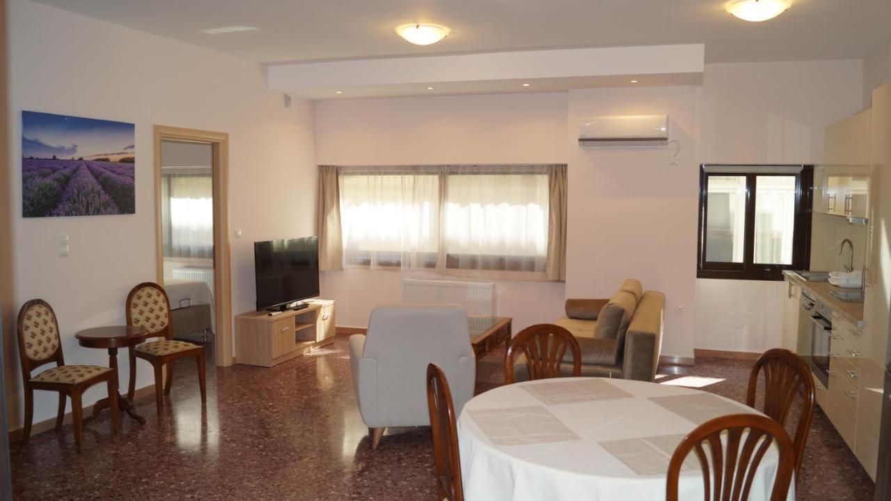 Luxury Apartment In Plaka - Acropolis Atene Esterno foto