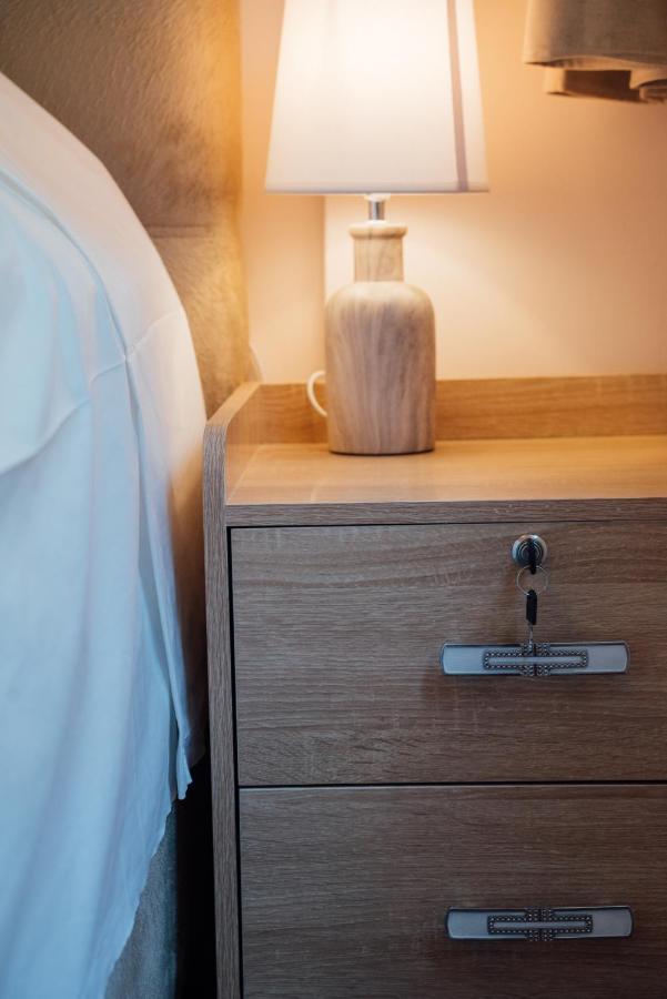 Luxury Apartment In Plaka - Acropolis Atene Esterno foto